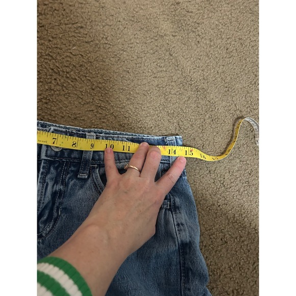 Hollister Low Rise Baggy Jeans Women 25 / 0 Light Wash Distressed Bow Detail - Picture 6 of 8